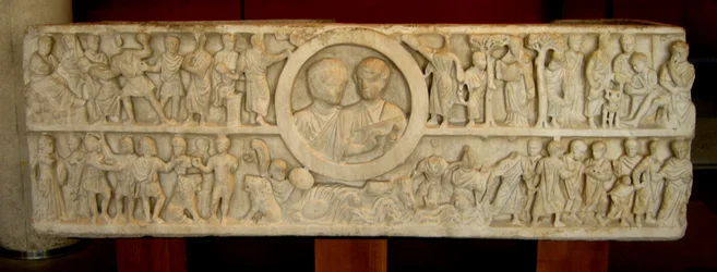 Sarkophag eines Paares mit Szenen aus dem Alten und Neuen Testament